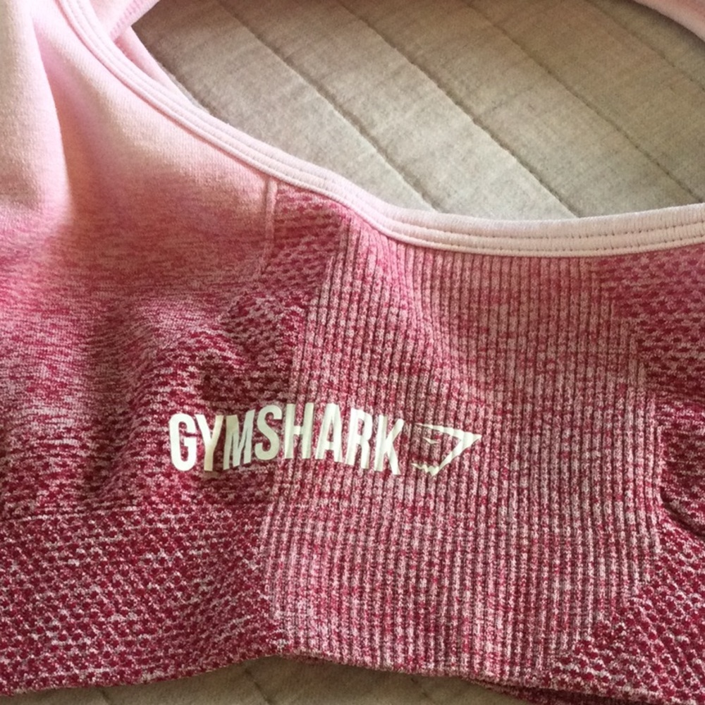 Gymshark Seamless Ombre Pink Sports Bra medium - Picture 4 of 9